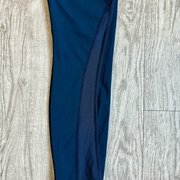 Lululemon Navy Blue Activewear Pants SZ:4 - Picture 5 of 8
